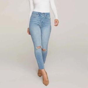 GOOD AMERICAN Good Waist Skinny Jeans